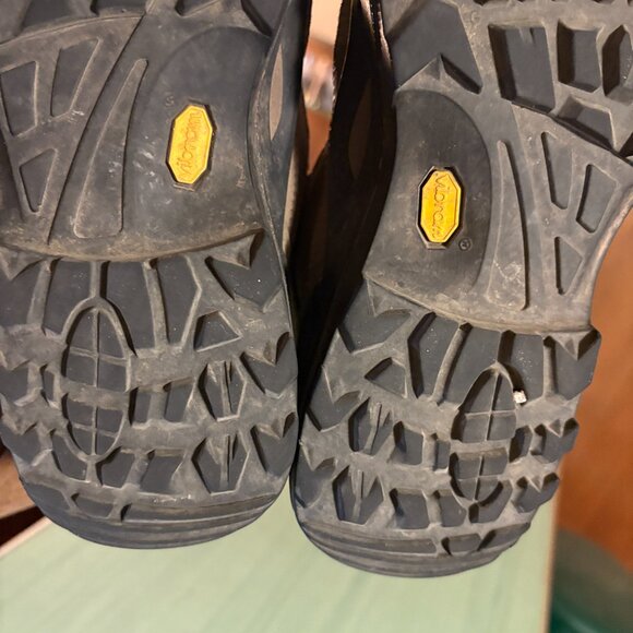 Womens Lowa Renegade Waterproof Gore-Tex Hiking Boots Size 10.5 - Picture 9 of 11